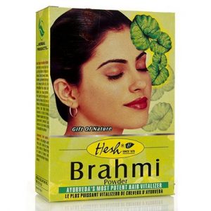 La poudre de brahmi pour le visage La poudre de brahmi pour le visage
